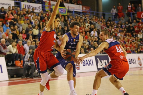 manresa 79 72 andorra 49371838362 o