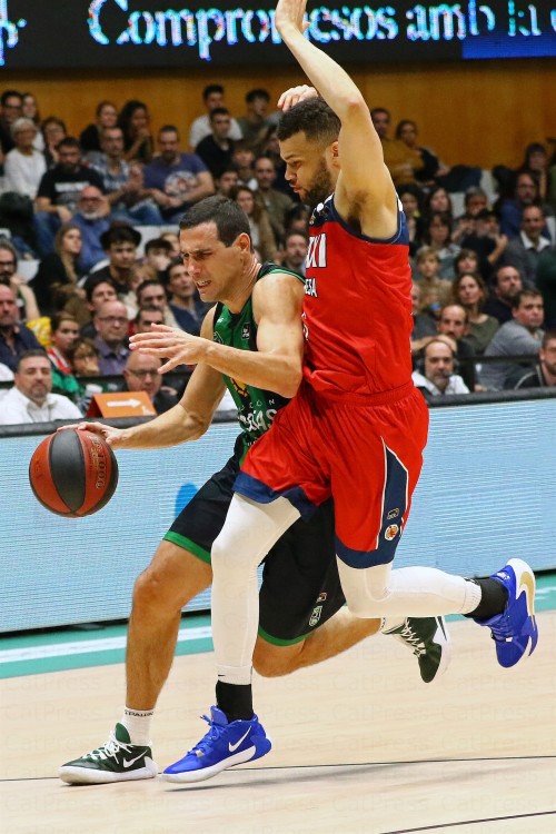 penya-104---106-manresa_49226836986_o.jpg
